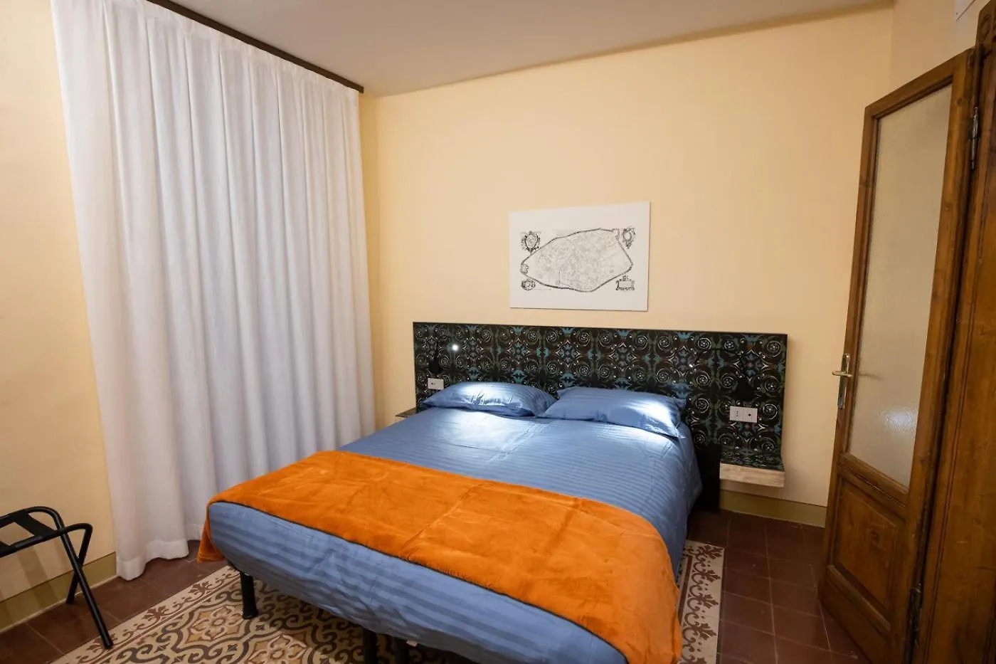 فندق مبيت وإفطار كريمونا Locanda Del Centrale
