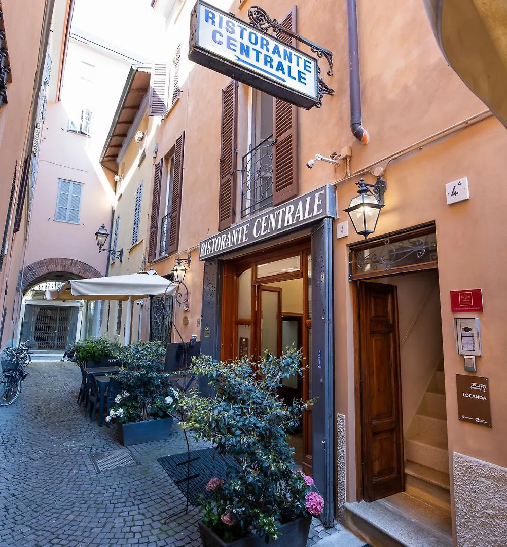 اتصالات Locanda Del Centrale 